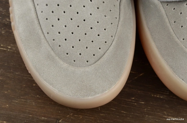 YEEZY BB1840 GREY GLOW LIGHT GUM BOOST DARK 750 ADIDAS 0710